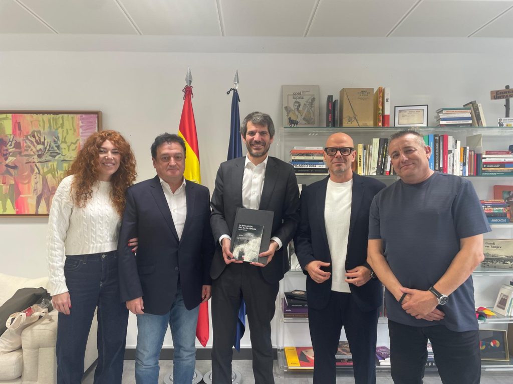 Reunión de AEDYP con el Ministro de Cultura Ernest Urtasun